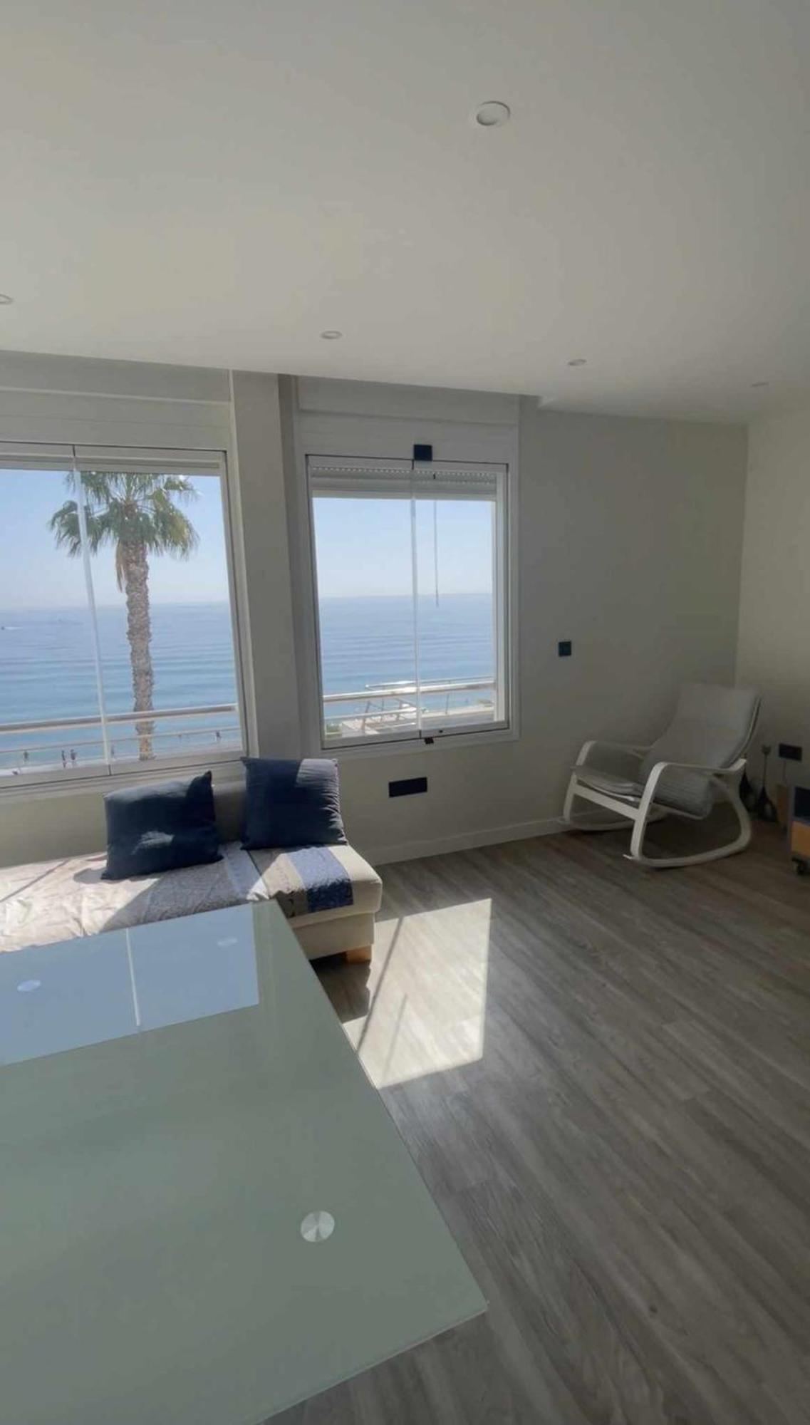 Moderno Piso Mirando Al Mar Daire Torremolinos Dış mekan fotoğraf