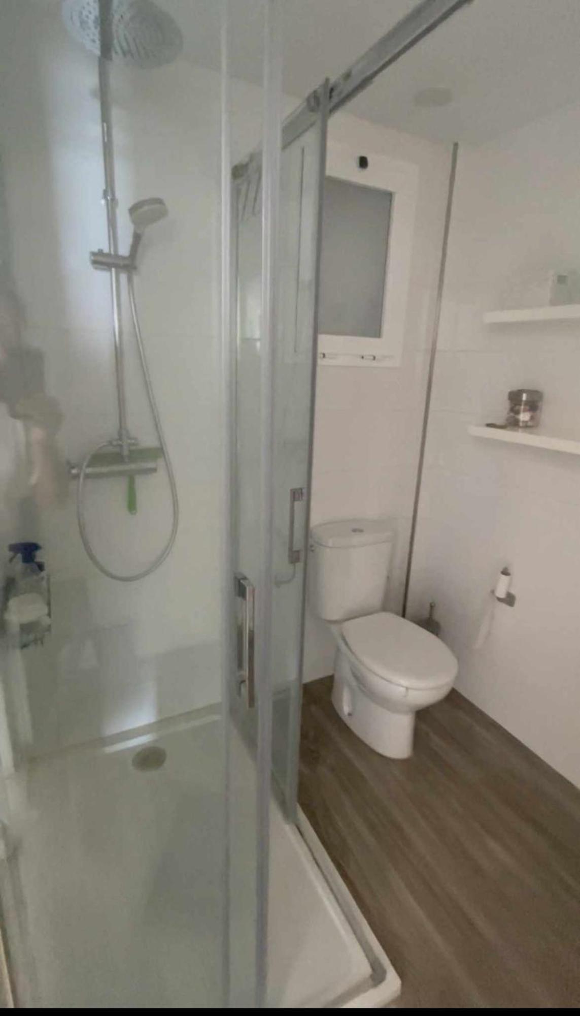Moderno Piso Mirando Al Mar Daire Torremolinos Dış mekan fotoğraf